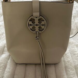 Tory Burch Ivory Leather Shoulder Bag